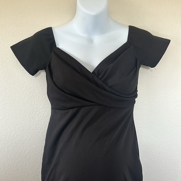 PinkBlush Black Off Shoulder Sweetheart Neckline
Maternity Fitted Mini Dress - Picture 5 of 11